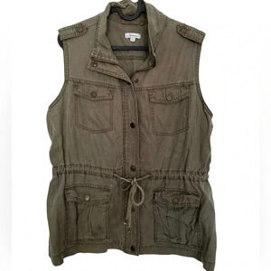 5/20$ Reitmans Olive Green Utility  Vest size 11